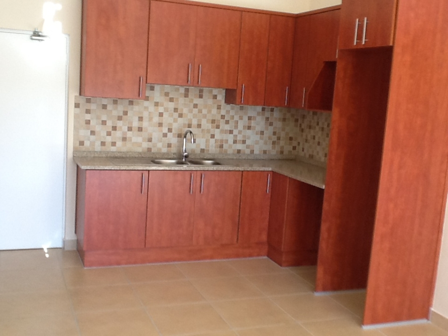 To Let 3 Bedroom Property for Rent in Buh Rein Estate Western Cape